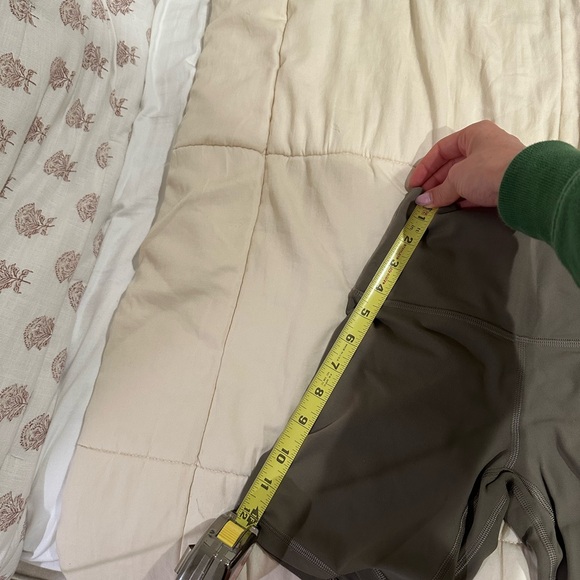 Align High Rise Short - Picture 5 of 5